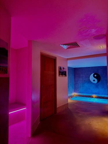 Chambre double, jacuzzi, bain à remous