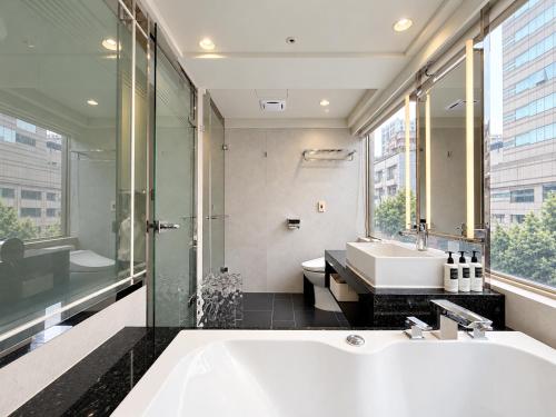 Quad room