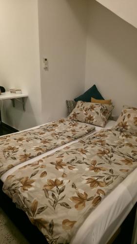 Amber Aparment