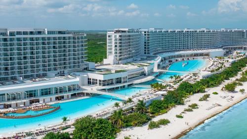 AVA Resort Cancun - All Inclusive