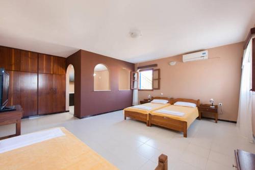 Symi Sunshine Apartment