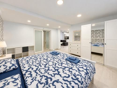Bungalow Maravillosa Campo Internacional 2 dormitorios y terraza by Canarias Prime Homes