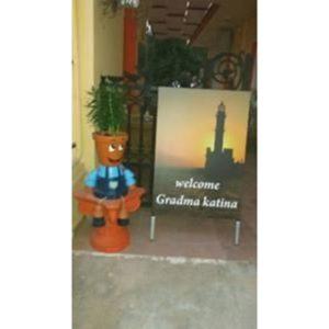  Gradma Katina in Platanias