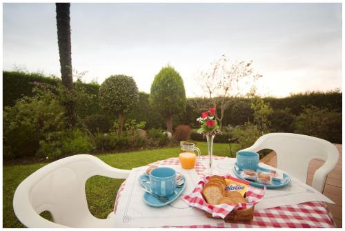 Garden, Hotel el Pinar in Navia