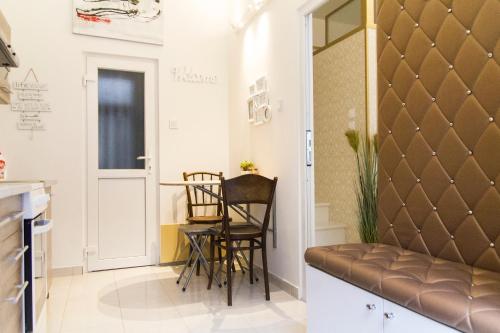Ava's Champagne Studio City Center-Andrash Street King Street, Budapešť (fotografie 9)