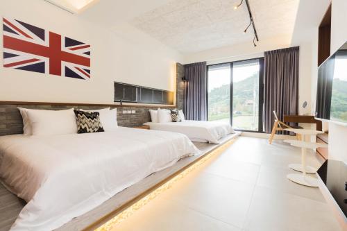 Sunlight Mound in Yuanshan Township