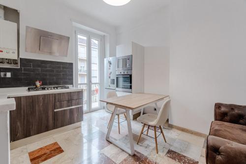 GuestHost - Olympic Stadium and Inalpi Apartment