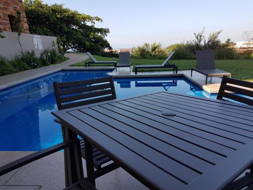 Zimbali Suites 301 - image 3
