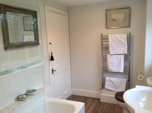 Fürdőszoba, Garden Cottage B&b in Basingstoke Külváros