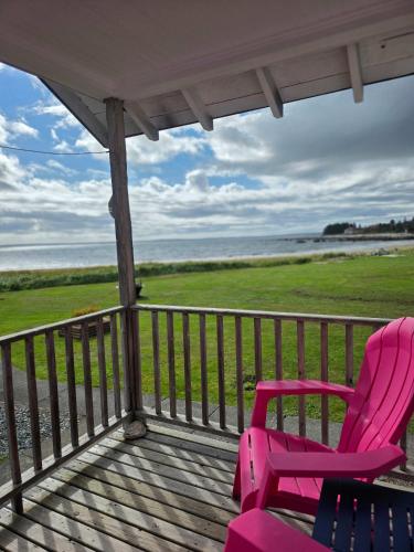 . Hunts Point Beach Cottages - Cottage #2