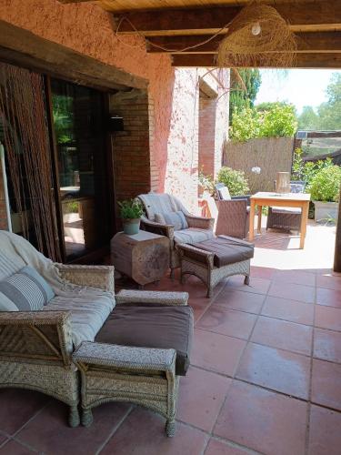 Mas Del Llop Blanc - Dog friendly Hostal Rural - B&B 3