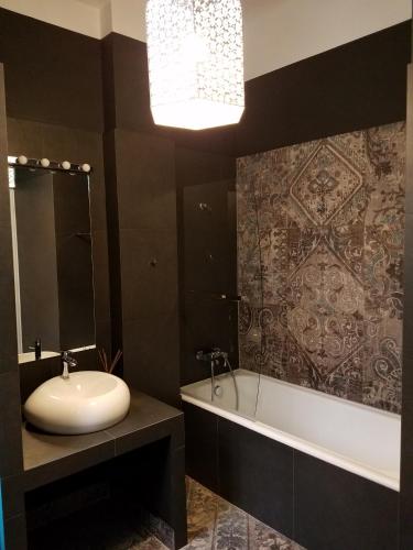 Lux Kolonaki Apartment - main image