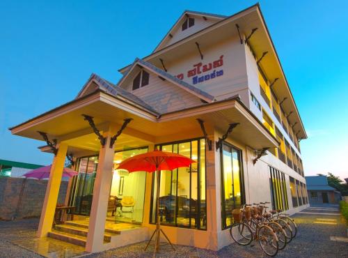 素可泰 SakSukSmile Resort 3星级 酒店 大堂