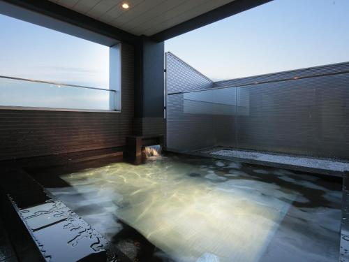 Room Selected at Check-In - Smoking