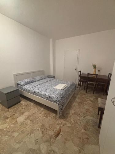 Room in Milan in the central area