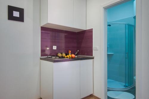 Top Center Rooms & Studio 2