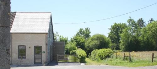 Skats, A l´Ombre Du Clocher in Sivry