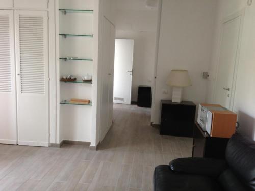 Megi San Peter Apartment, Рим (фото 7)