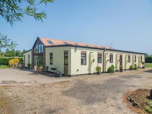 Cowslip Cottage- W43122