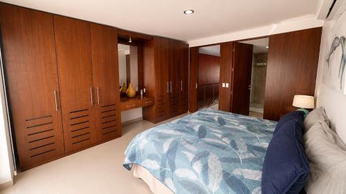 Penthouse remodelado en Marina Vallarta alberca a 5 mn del aeropuerto