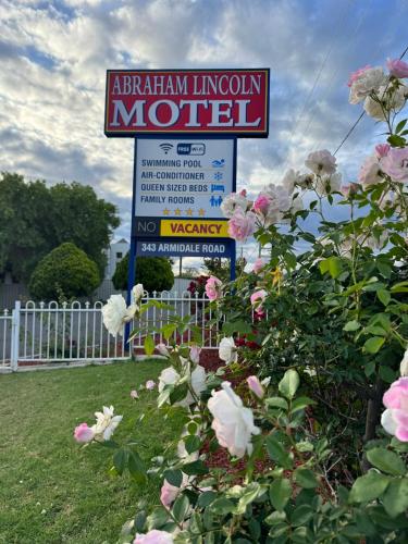 Abraham Lincoln Motel