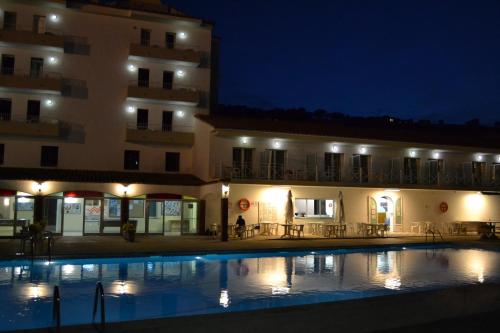 Marina Tossa - image 10