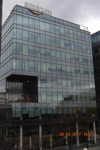 Apartment Accommodation up to 17 - image 4