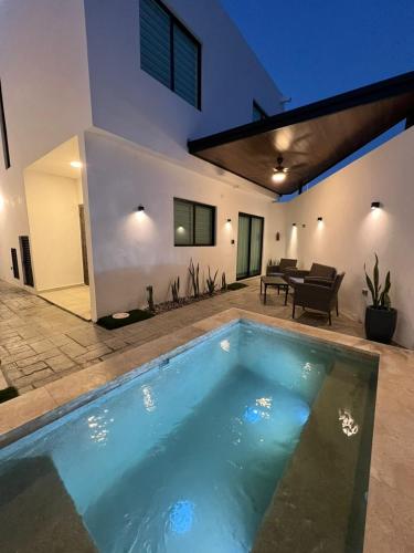 Casa Con Alberca Privada, Climatizada y Asador