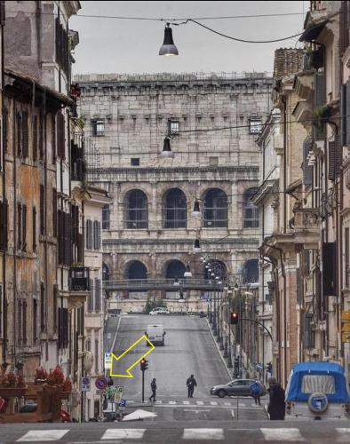 Colosseum Monti large flat