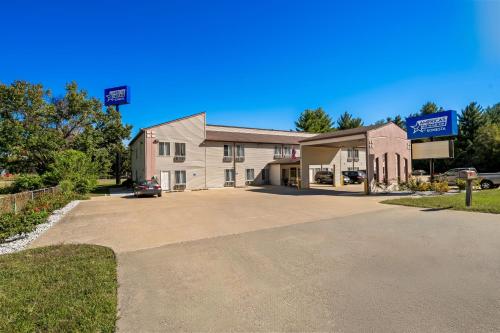 America's Best Value Inn Beardstown