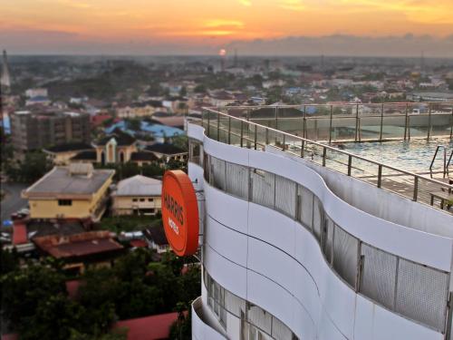 HARRIS Hotel Pontianak