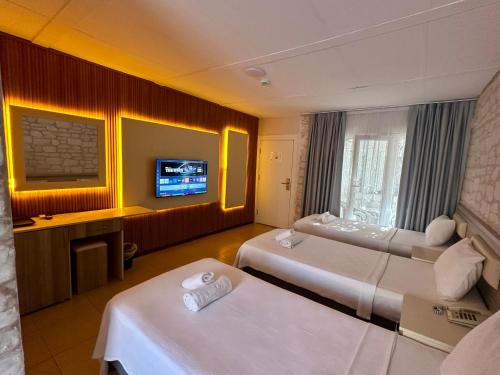 Chambre triple, terrasse
