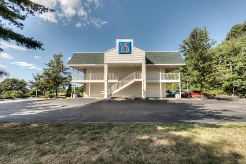 Motel 6-Niantic, CT - New London in Niantic, USA