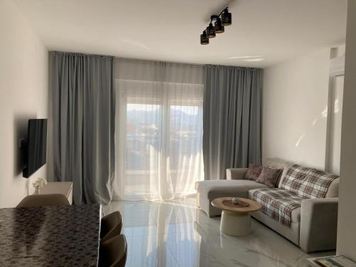 WITH LOVE BAR Apartment B