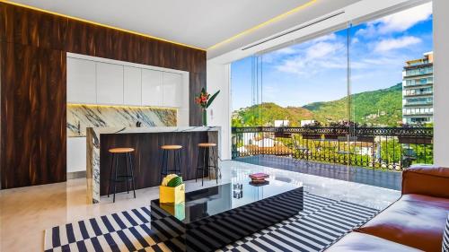 PIER 57 - 711 Fabulous & Dreamy 1 BR Romantic Zone