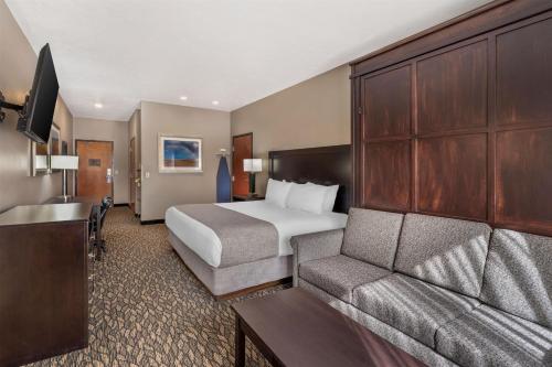 Best Western Wheatland Inn