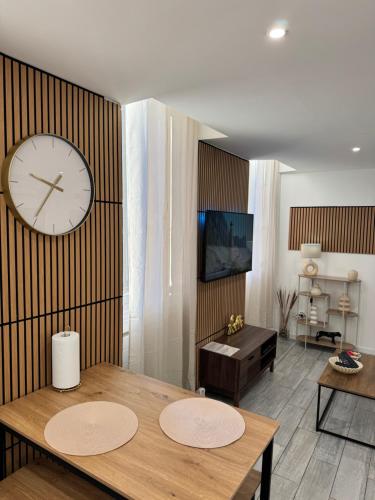 Studio neuf cosy climatisé netflix Marseille