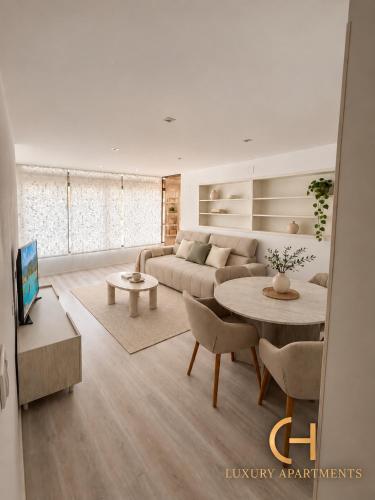 Aro Beach Flat