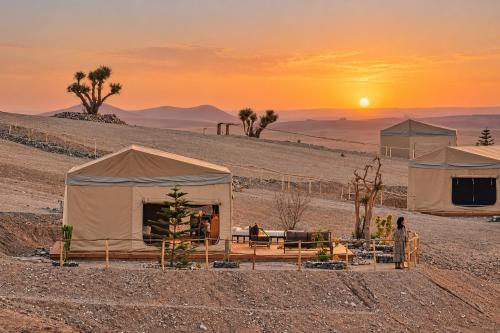 Dar Inacamp , Agafay Desert 1