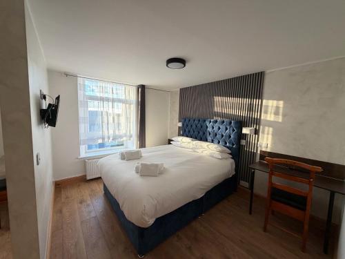 The Albert Hotel - Gloucester