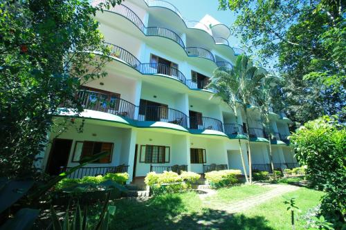 Chrissie's Hotel – Thekkady, NE