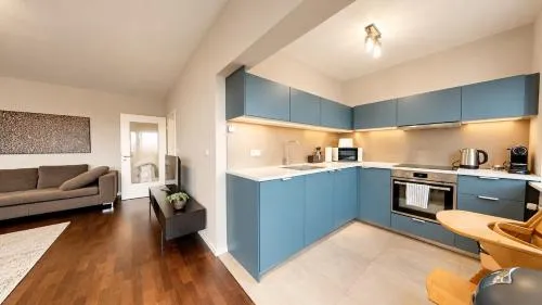RAUM2GO - NO2 zentrales 2-Zimmer apartment DESIGN & BLICK in Wiesbaden, Deutschland