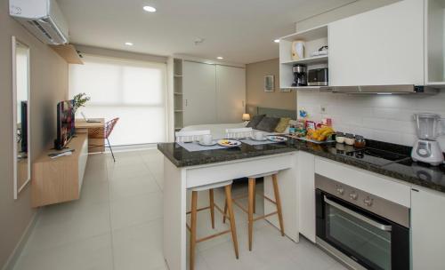 Sunny Studio City Bliss 1B