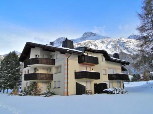 God Mez B1 in Surlej