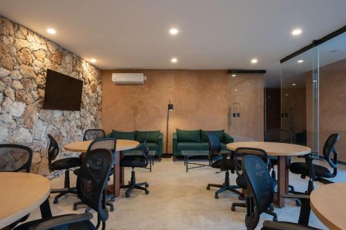 Luxury Apartment in Merida with Pool and Coworking Space
