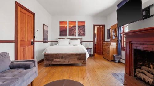 Mountain Hideaway Grand Canyon Suite Leadville