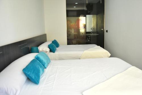 Bed&Breakfast 10 GIRONA - image 11