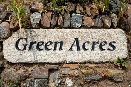 Green Acres Cottages - image 6