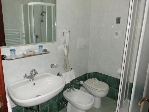 1 double bed
