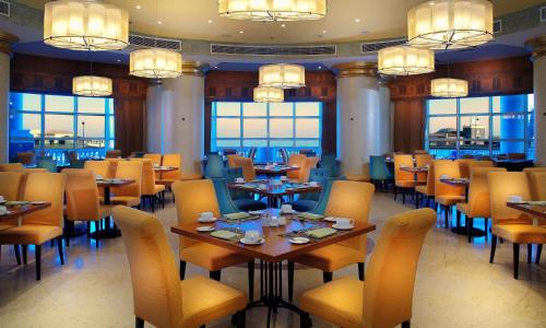 Restaurant, TOLIP Hotel Alexandria in Alexandria